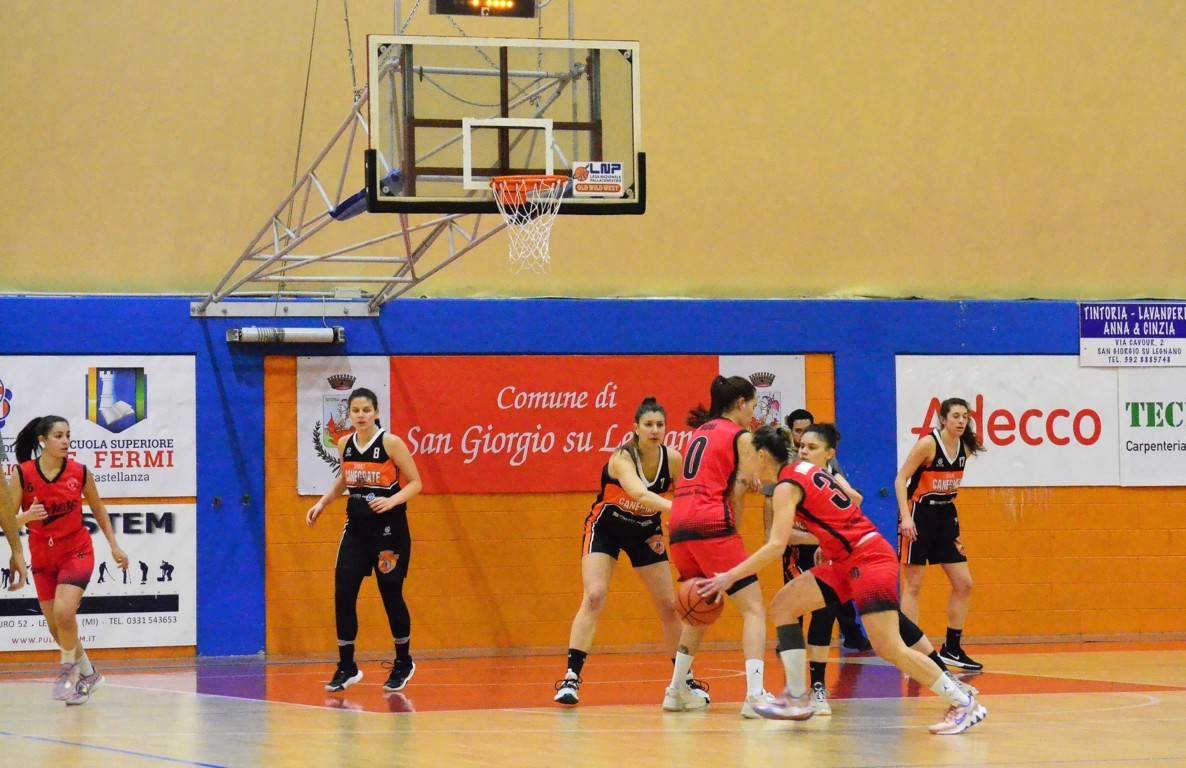 Basket - Canegrate vince il big-match contro Varese (61-46)
