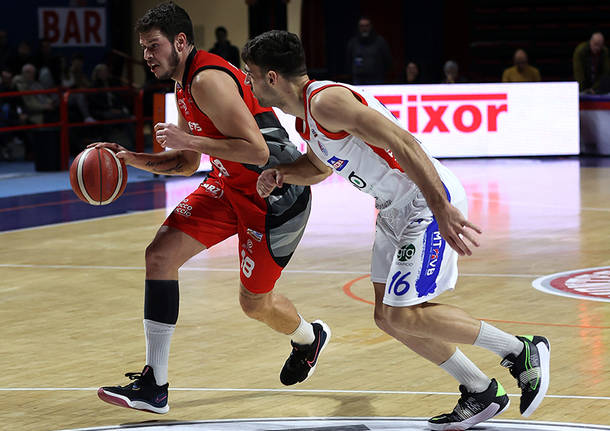 Basket: Legnano sfida Montecatini