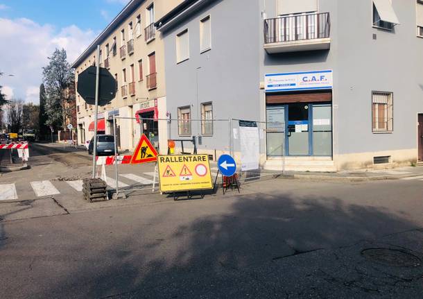 Cantiere in via Genova a Legnano 