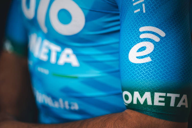 Le maglie 2023 dell\'Eolo Kometa Cycling Team