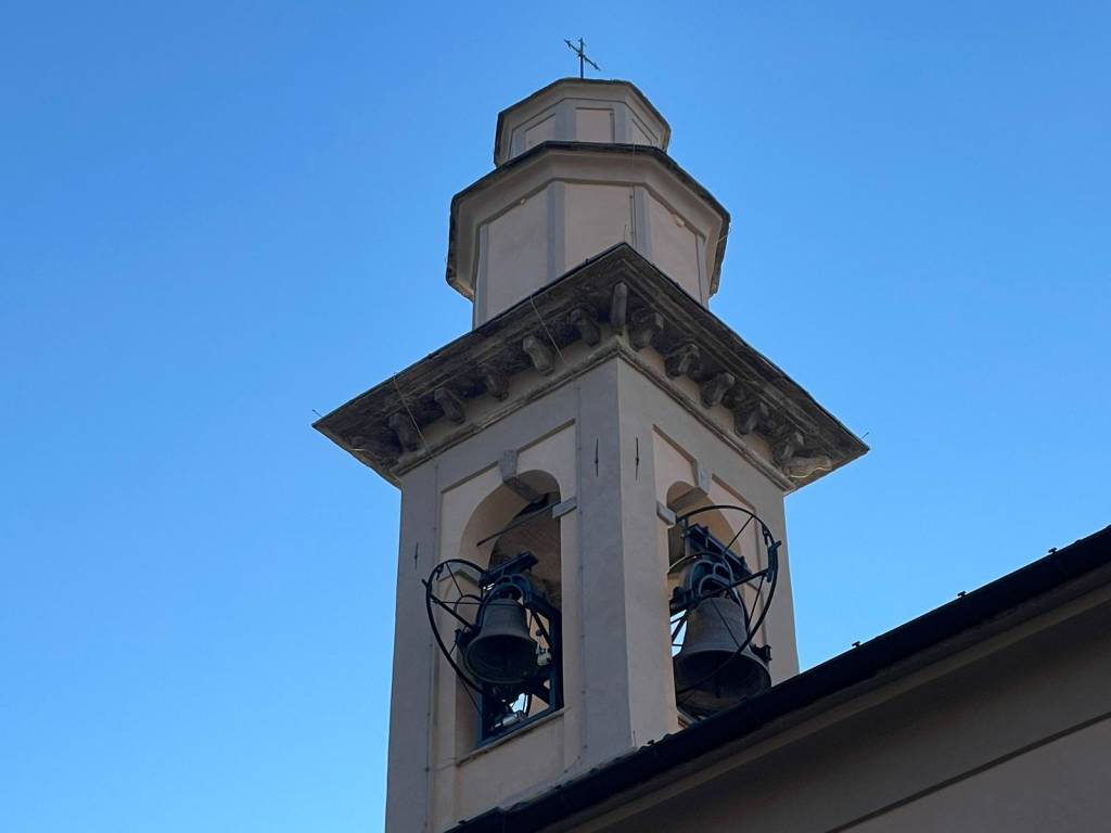 Il paese saluta il nuovo campanile