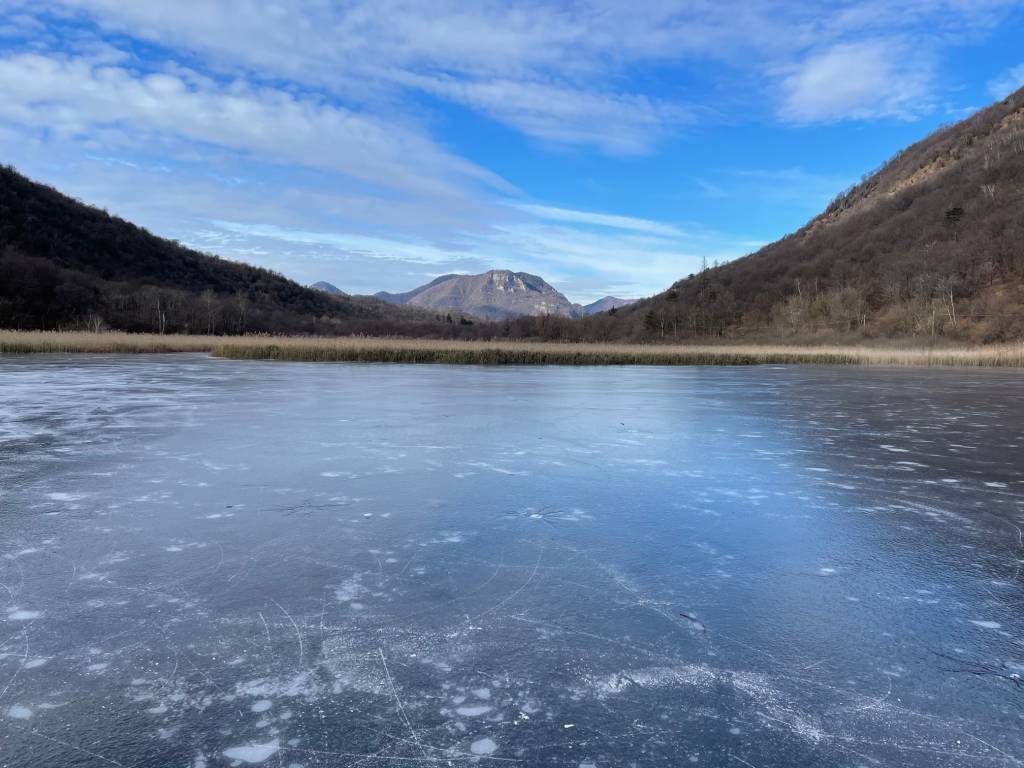 Temperature giù, e la torbiera di Ganna ghiaccia
