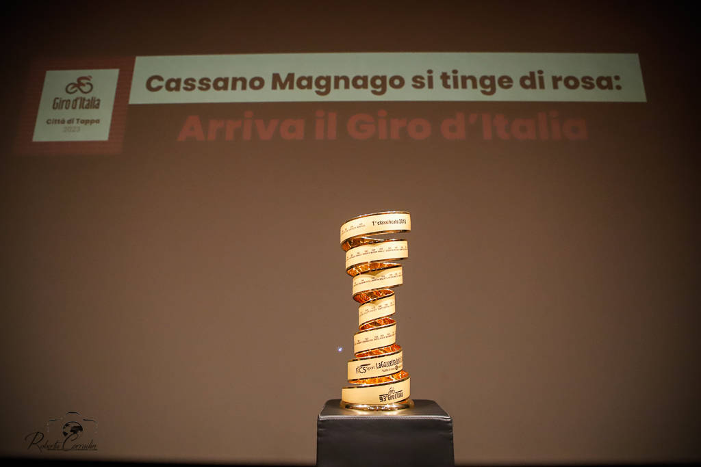 Cassano Magnago, la presentazione della tappa del Giro d\'Italia