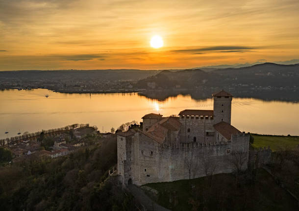 foto del giorno 17 gennaio 2023 rocca di angera michele peccenini