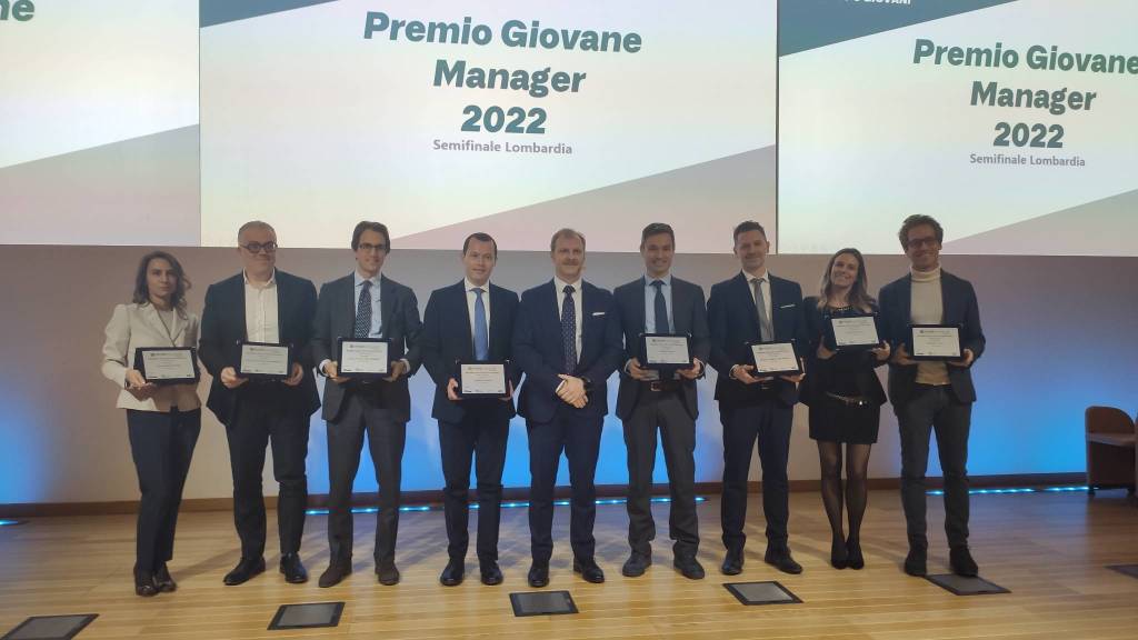 Il premio Giovane manager 2022 alla Leonardo di Vergiate