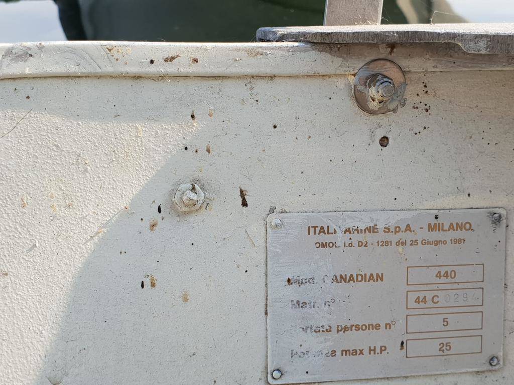 La barca rubata a Sesto Calende