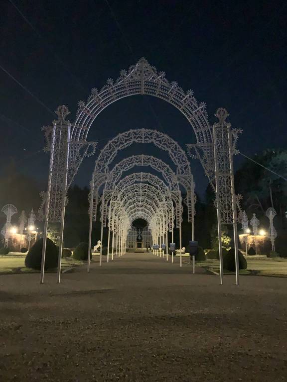 Lucine spente ai Giardini Estensi