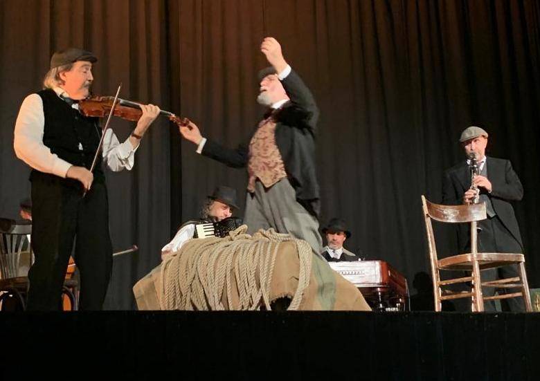 Oylem Goylem di Moni Ovadia al teatro Nuovo