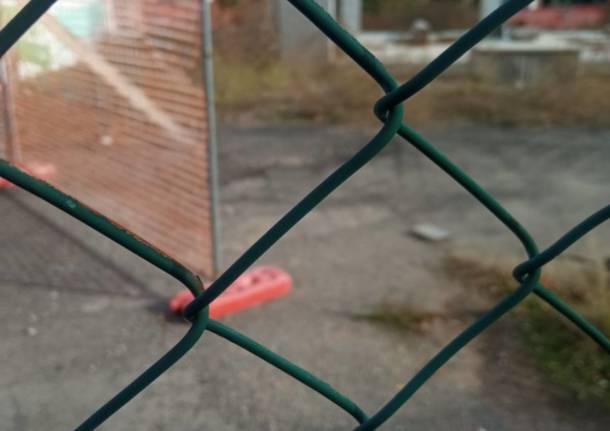 palestra scuola laveno mombello 