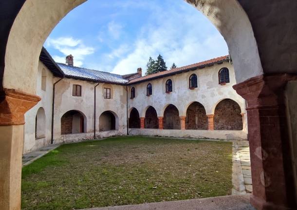 Una mattina d'inverno alla Badia di Ganna