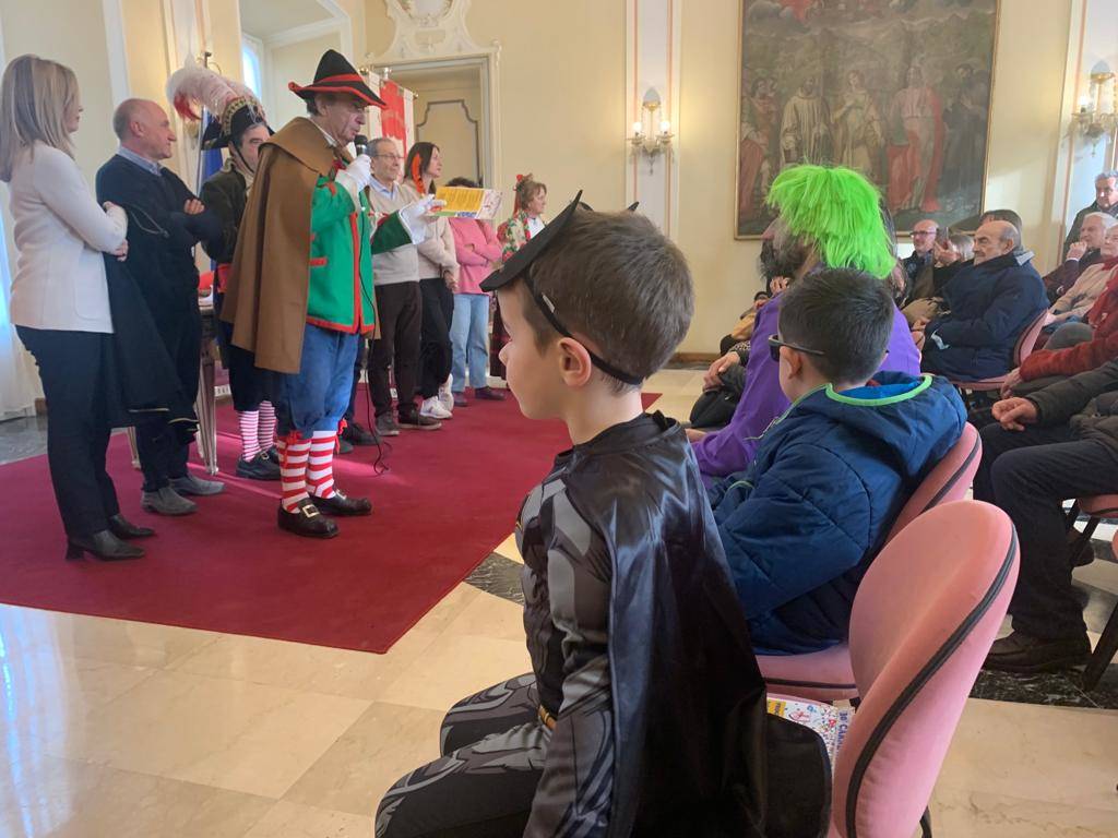 Carnevale a Varese: consegna delle chiavi
