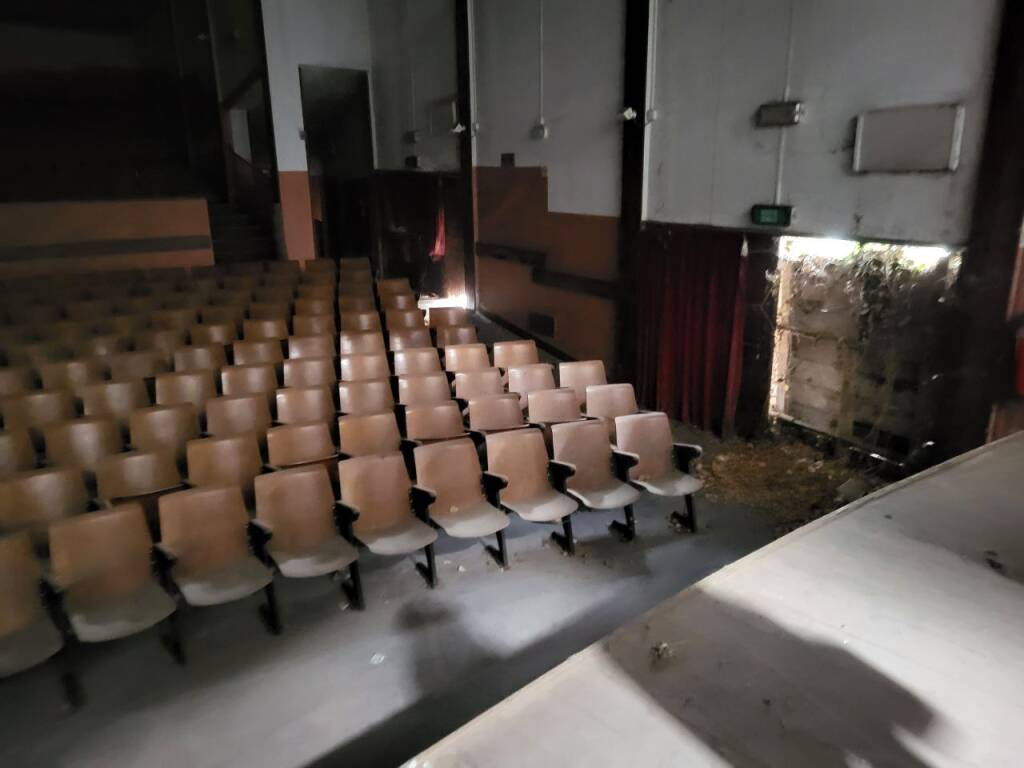 Dentro al Cinema Teatro La Torre di Rescaldina