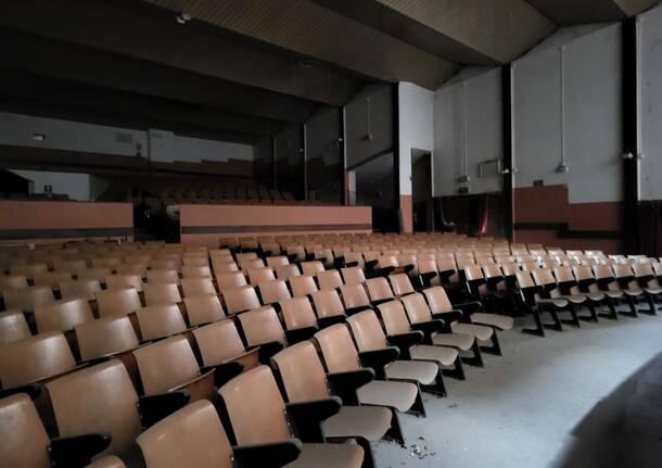 Dentro al Cinema Teatro La Torre di Rescaldina