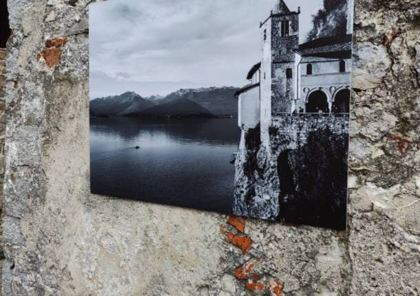 La mostra "Orizzonti liberi" all'Eremo di Santa Caterina del Sasso 