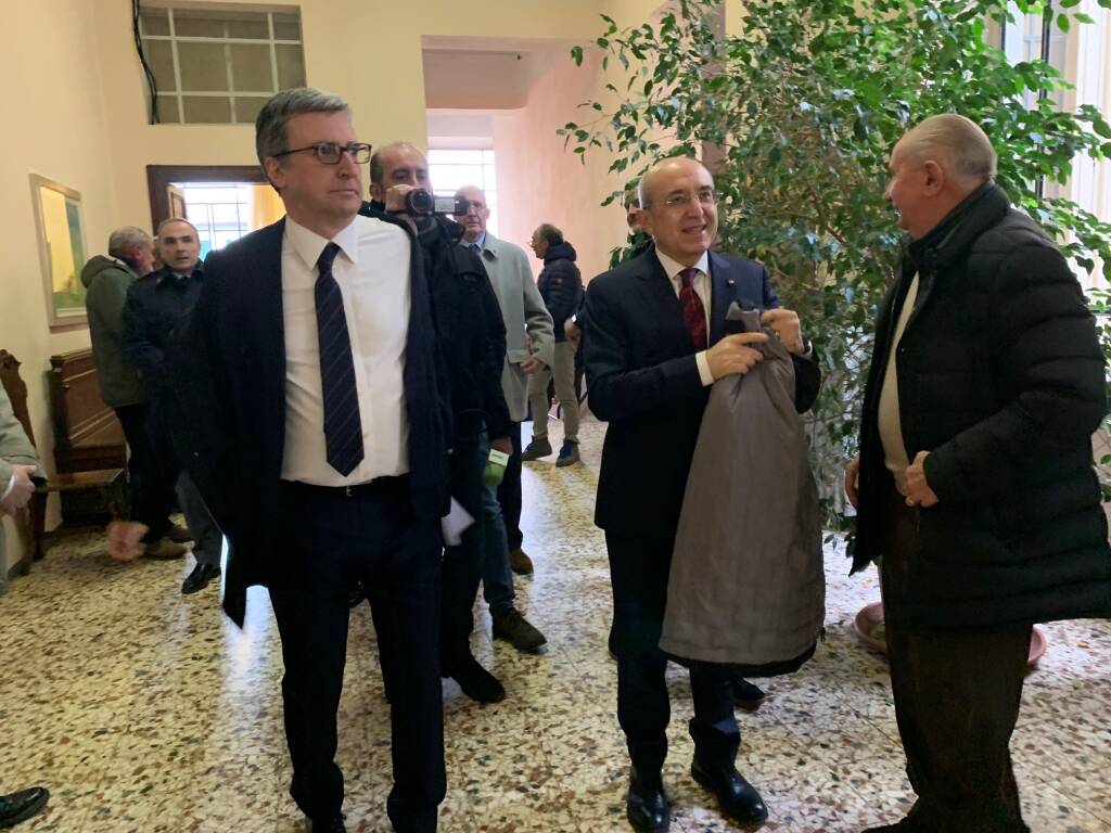 Tradate - Incontro con il segretario Molteni sullo spaccio nei boschi