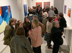 Varese riletta da quattro artisti: la nuova mostra alla Galleria Punto sull’Arte
