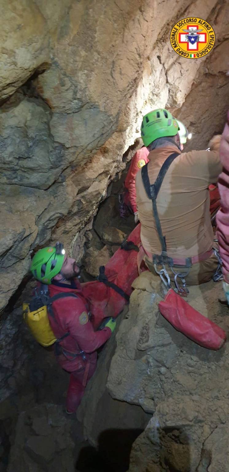 21 ore di simulazione nella Grotta Marelli al Campo dei Fiori di Varese