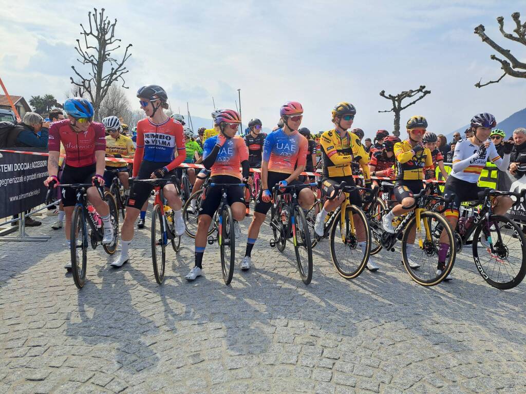 24esima edizione Trofeo Binda: la partenza da Maccagno