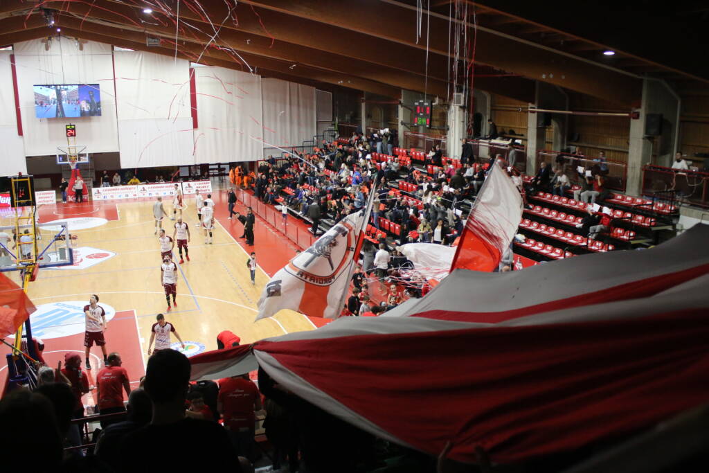 Basket: Legnano sfida Livorno 