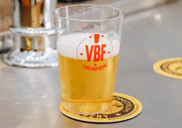 bicchiere birra varese beer festival