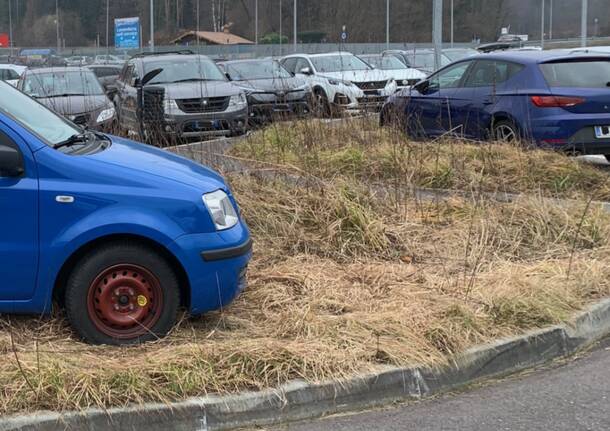 Cantello - parcheggi stazione Gaggiolo