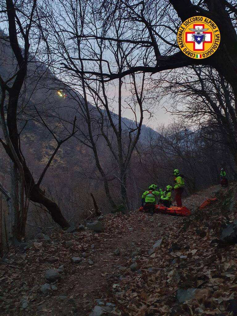 Il soccorso dell\'escursionista varesina ferita nelle montagne del Lecchese