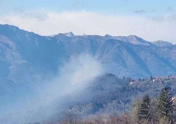 incendio montegrino valtravaglia 27 marzo 2023