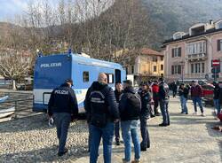 La campagna della Polizia di Stato "Questo non è amore" a Laveno Mombello 