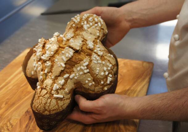 La Colomba Punto Rosso: a Saronno la novità pasquale targata Lazzaroni