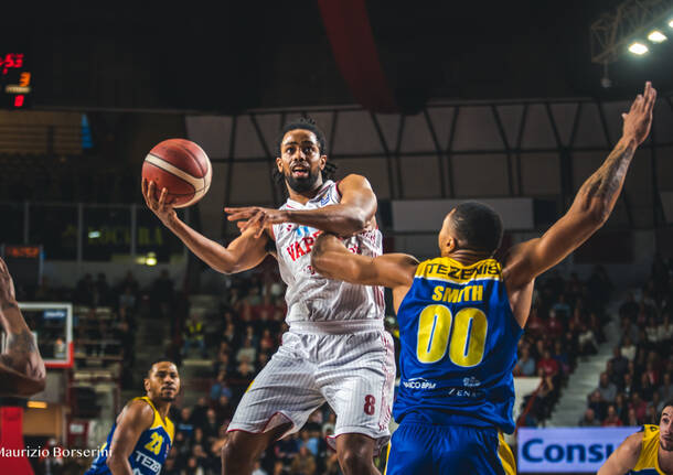 Openjobmetis Varese - Tezenis Verona