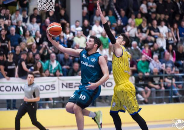 Basket Serie B Interregionale / Landoni, un talento argentino per la  Goldengas - Lo sport della Vallesina