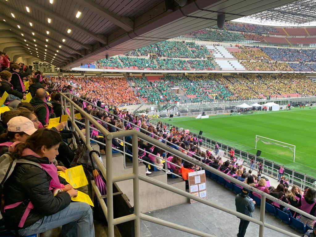 San Siro "invaso" dai cresimandi 