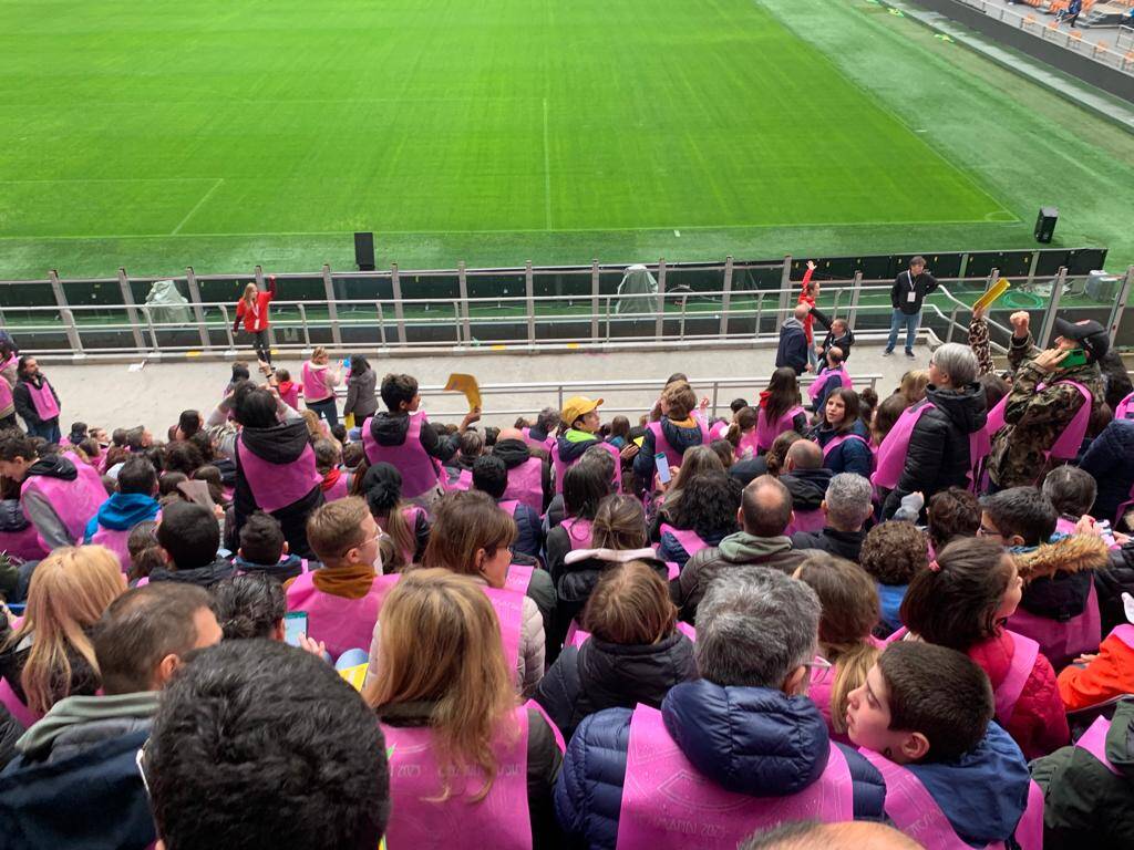 San Siro "invaso" dai cresimandi 