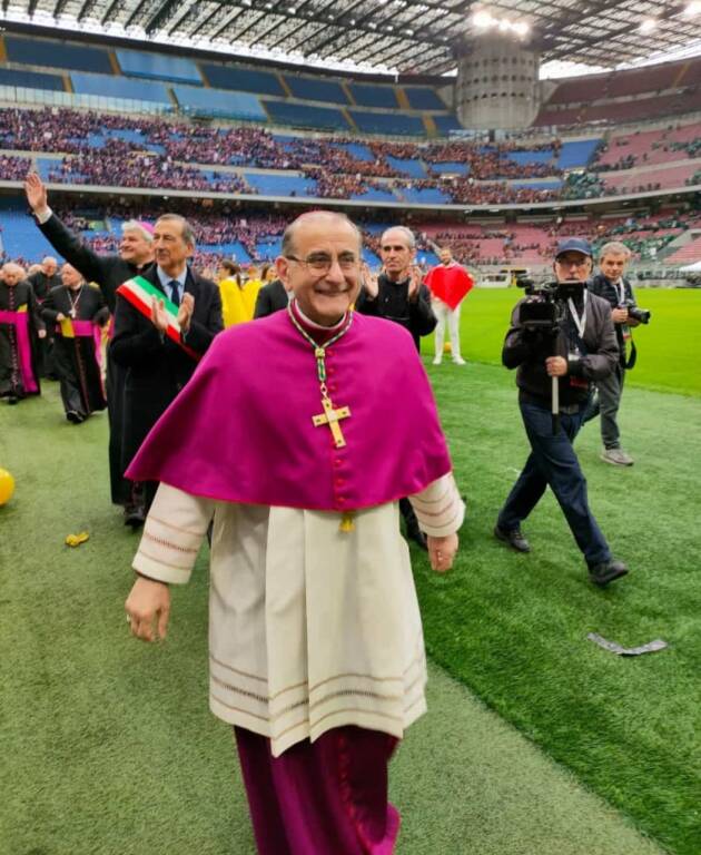 San Siro "invaso" dai cresimandi 