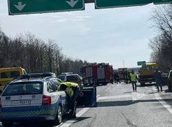 Scontro tra più auto in autostrada all’altezza dell’uscita di Legnano