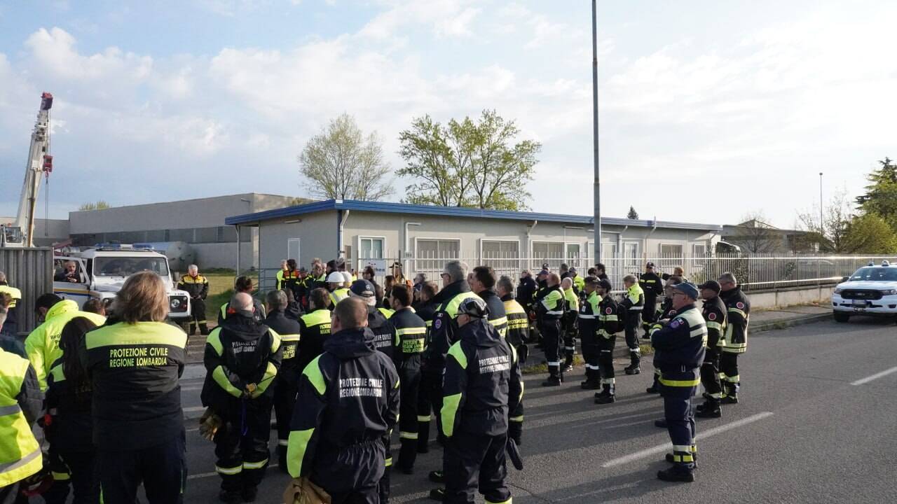 Addestramento antincendio boschivo al Parco del Roccolo a Busto Garolfo per la Protezione Civile