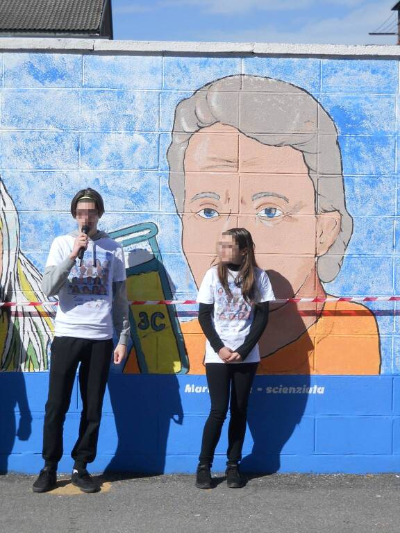 “Avventurieri in città”, inaugurato il murales alla scuola Fermi di Lainate