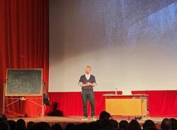 Azzate - In 500 per il prof. Galiano