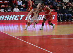 Basket: la sfida tra Legnano e Oleggio