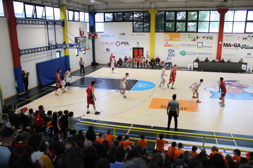 Basket Legnano sfida Gallarate fuori casa
