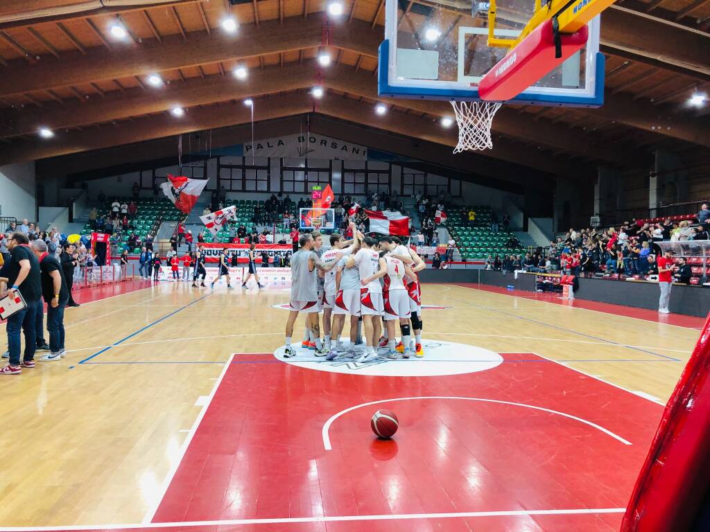 Basket: Legnano sfida Omegna al PalaBorsani