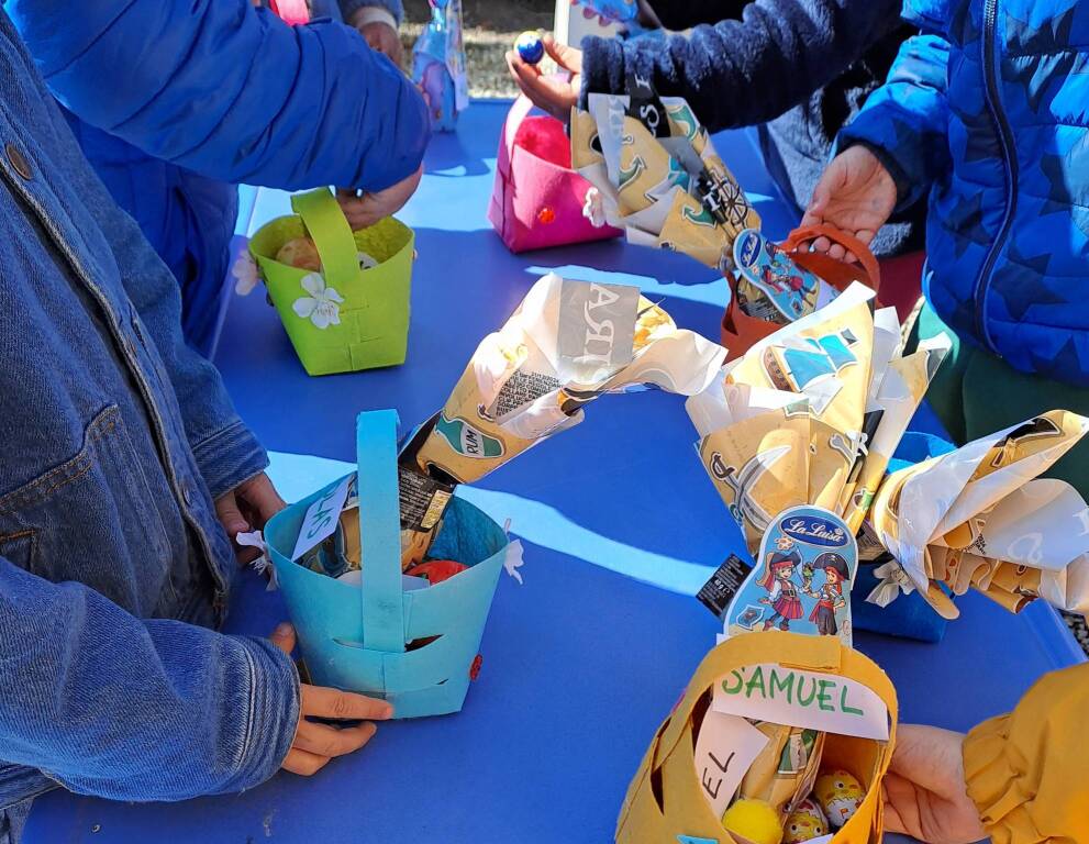 Caccia alle uova alla scuola dell'infanzia di Brinzio