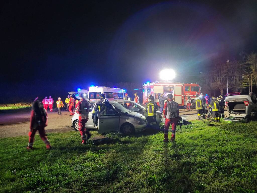 Campo di addestramento maxi emergenza Croce Rossa Italiana a Cantalupo