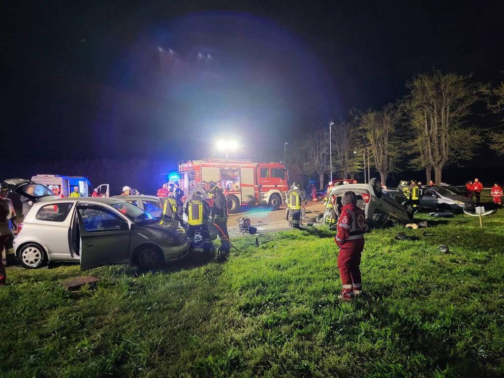 Campo di addestramento maxi emergenza Croce Rossa Italiana a Cantalupo