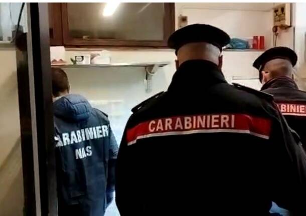 Blitz dei Nas in un panificio del Vco