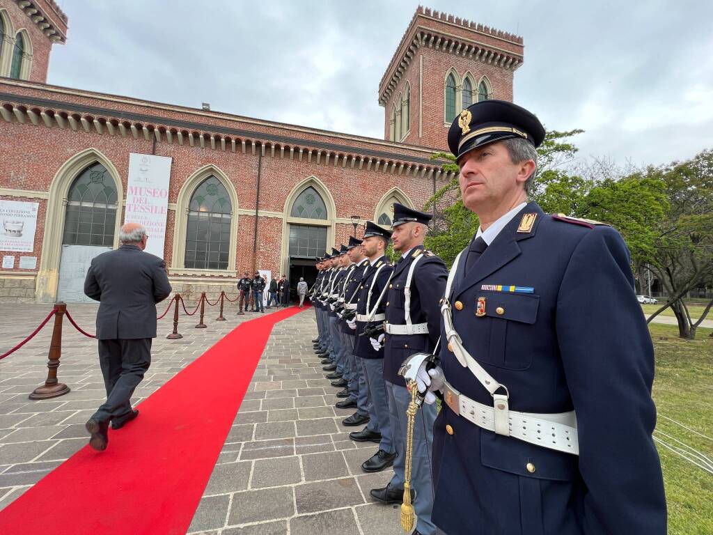 festa polizia busto arsizio