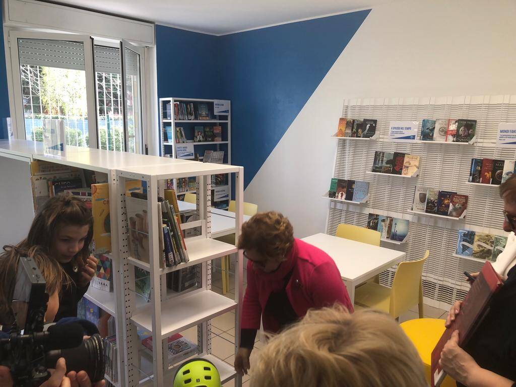 Grande entusiasmo per l'inaugurazione della sede decentrata della biblioteca a Mazzafame