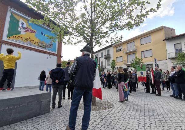 Il nuovo murales di Gorla Minore racconta il 25 Aprile