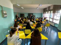 L'ex magistrato Pietro Forno alla scuola Leopardi di San Vittore Olona
