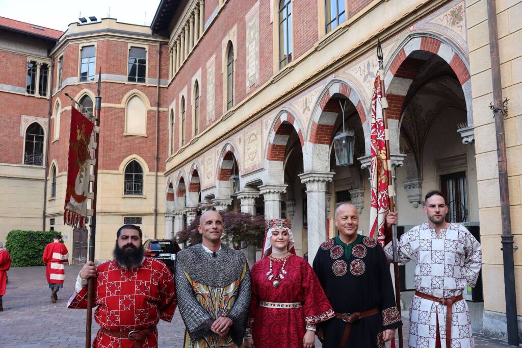 Palio di Legnano 2023, Traslazione della Croce